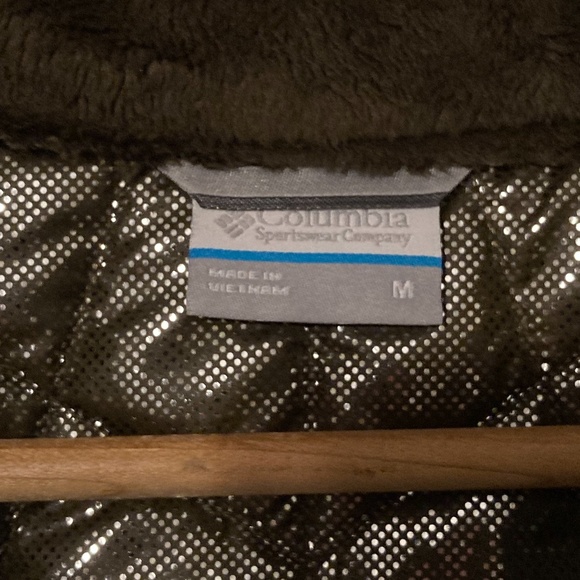 *SOLD* Columbia Heavenly Omni-Heat Vest, Medium - Picture 5 of 7